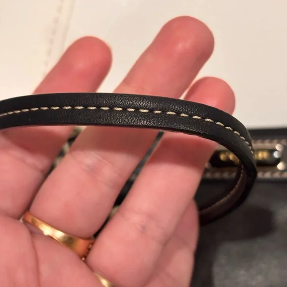 COACH 1941 Black Leather Pleated Medium Wristlet (Style F46484) - Picture 5 of 12